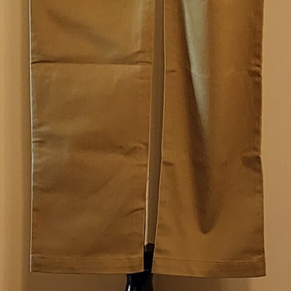 NWT Dockers Signature Khaki Beige Lux Cotton Stretch Shirt Gripper Pants 29x32 - Picture 4 of 9